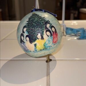 memory ball signed V Holmes ornament 🐈‍⬛ plays Silent night